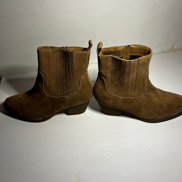 Universal Thread Women's Western Boots Tan Brown Faux Suede Leather Size 8.5 - Picture 3 of 16